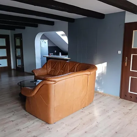 Pod Debem Country house *